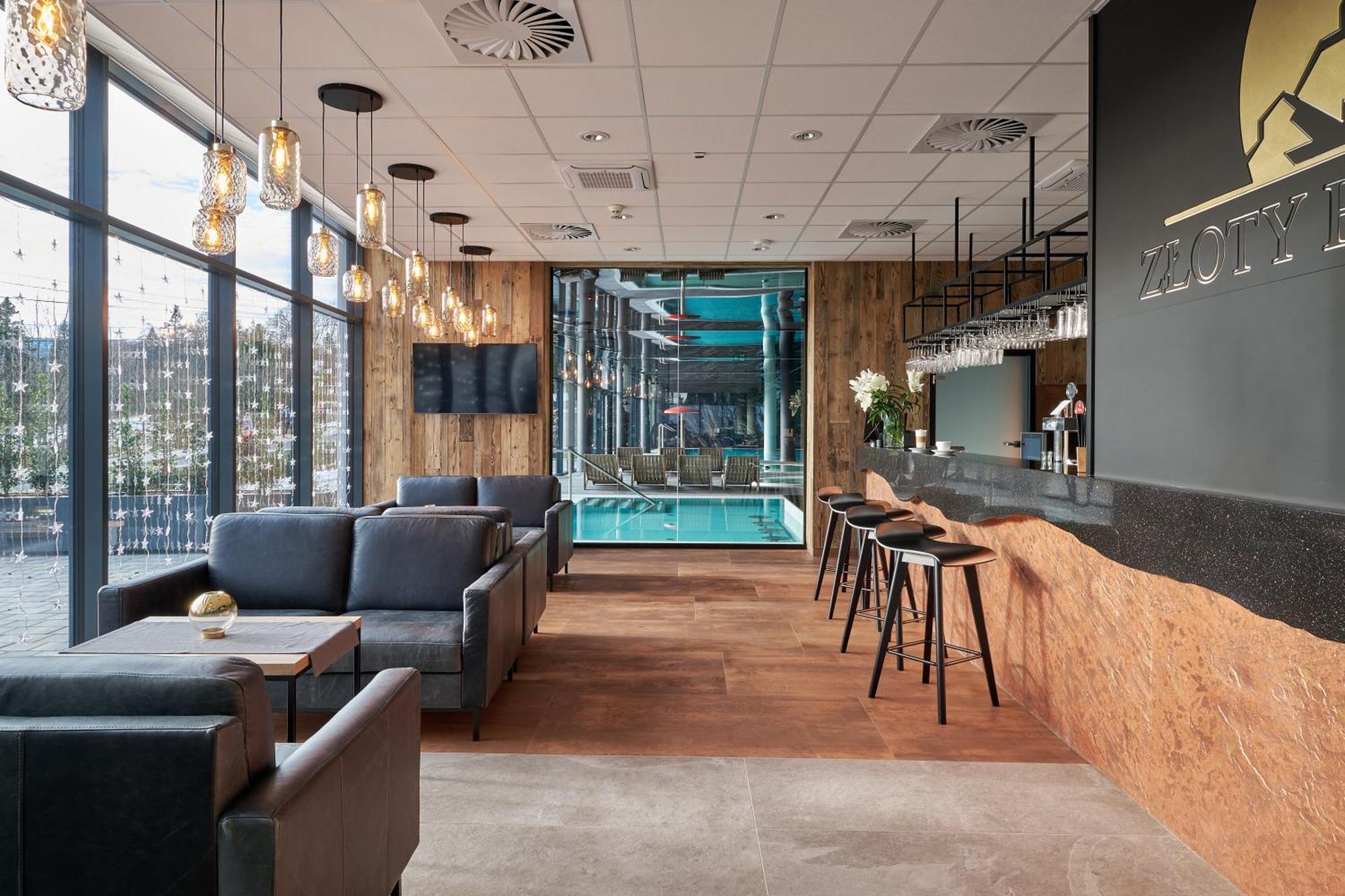 Hotel Zloty Horyzont &