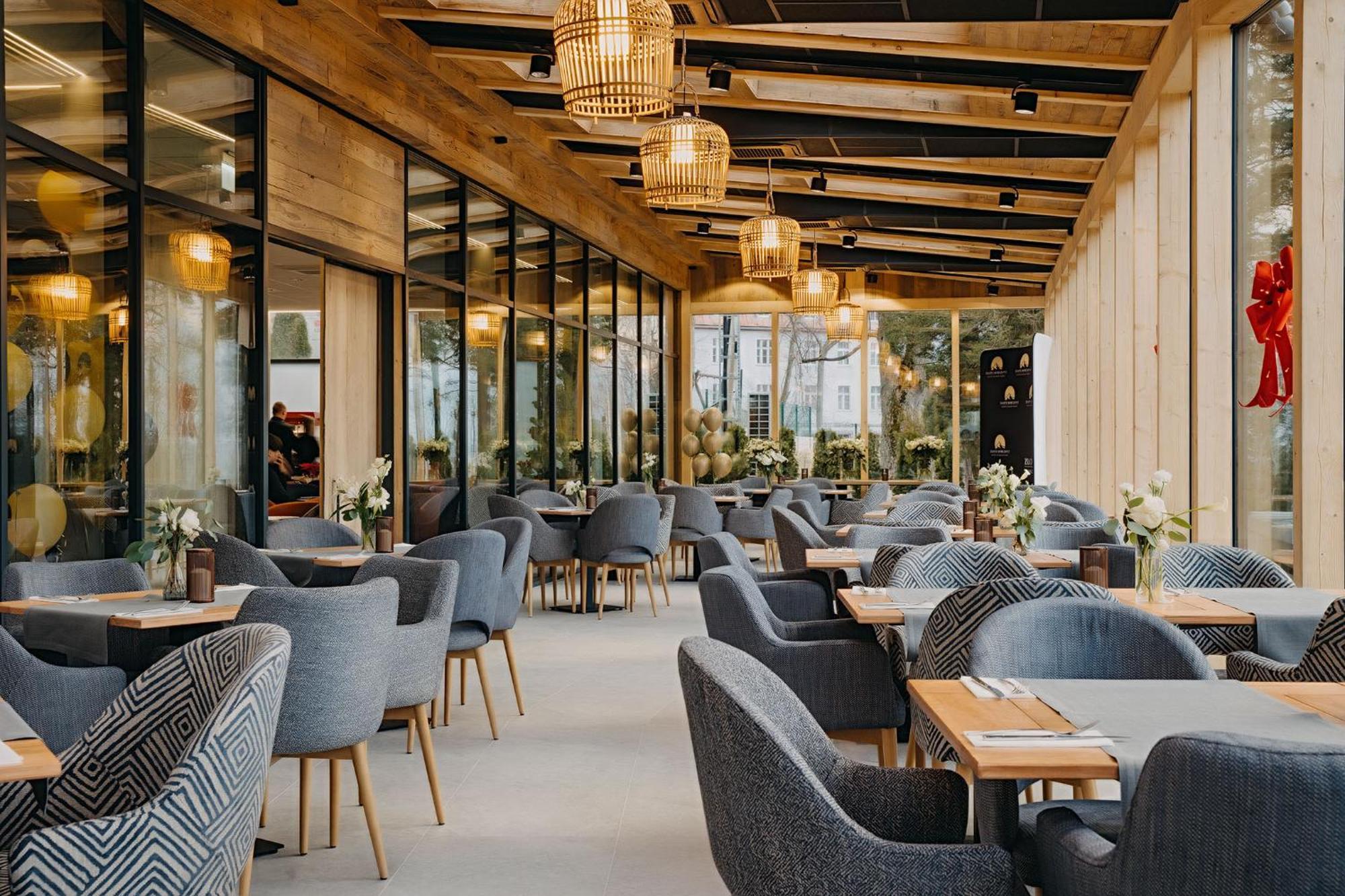 Zloty Horyzont & Hotel 4*